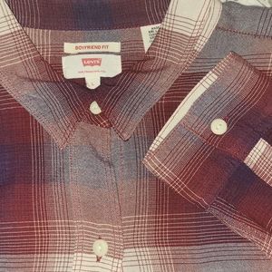 New Levi's L all season shirt